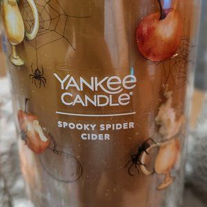 Brand New !! Signature Large Tumbler Yankee Candle Spooky Spider Cider